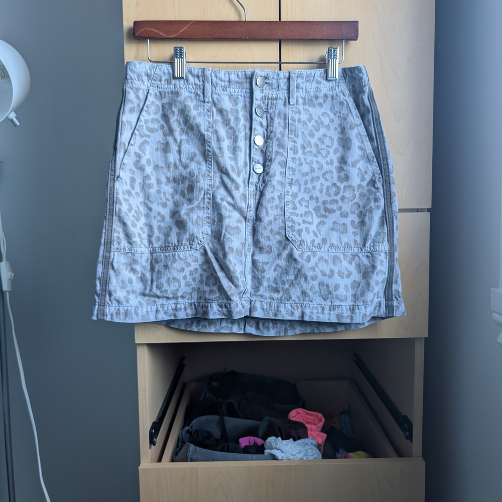 Sundry Gray Animal Print Skirt